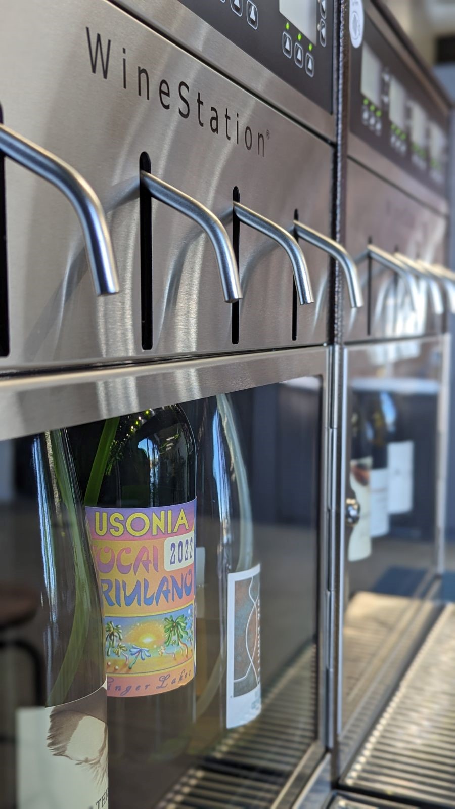 Self-guided wine tasting dispenser